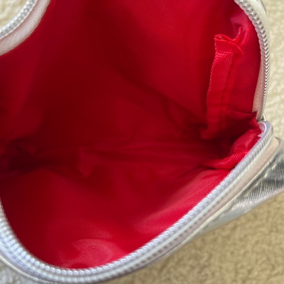 FIRST AID BEAUTY FAB 3 PC TRAVEL SET ULTRA REPAIR CREAM CLEANSER MAKEUP bag CASE - Picture 4 of 4